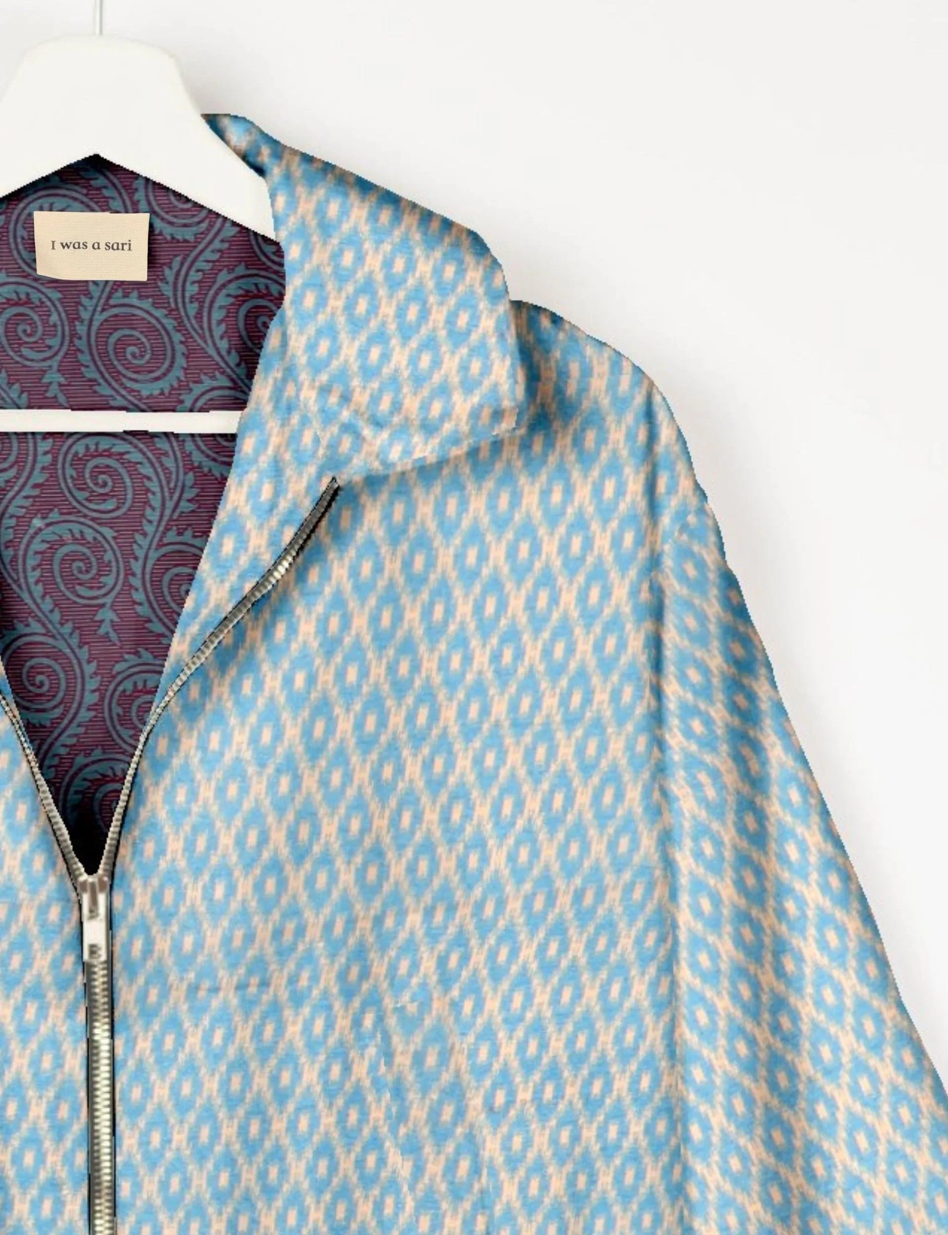 BOMBER JACKET
