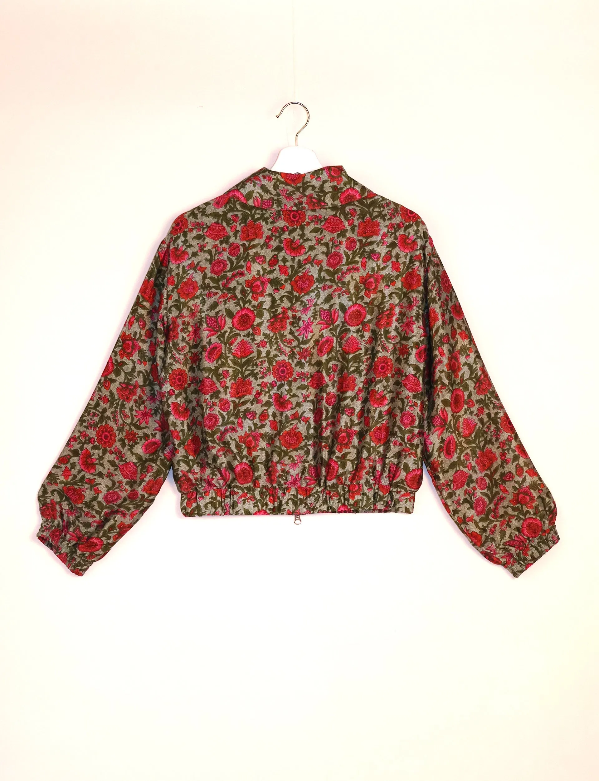 BOMBER JACKET