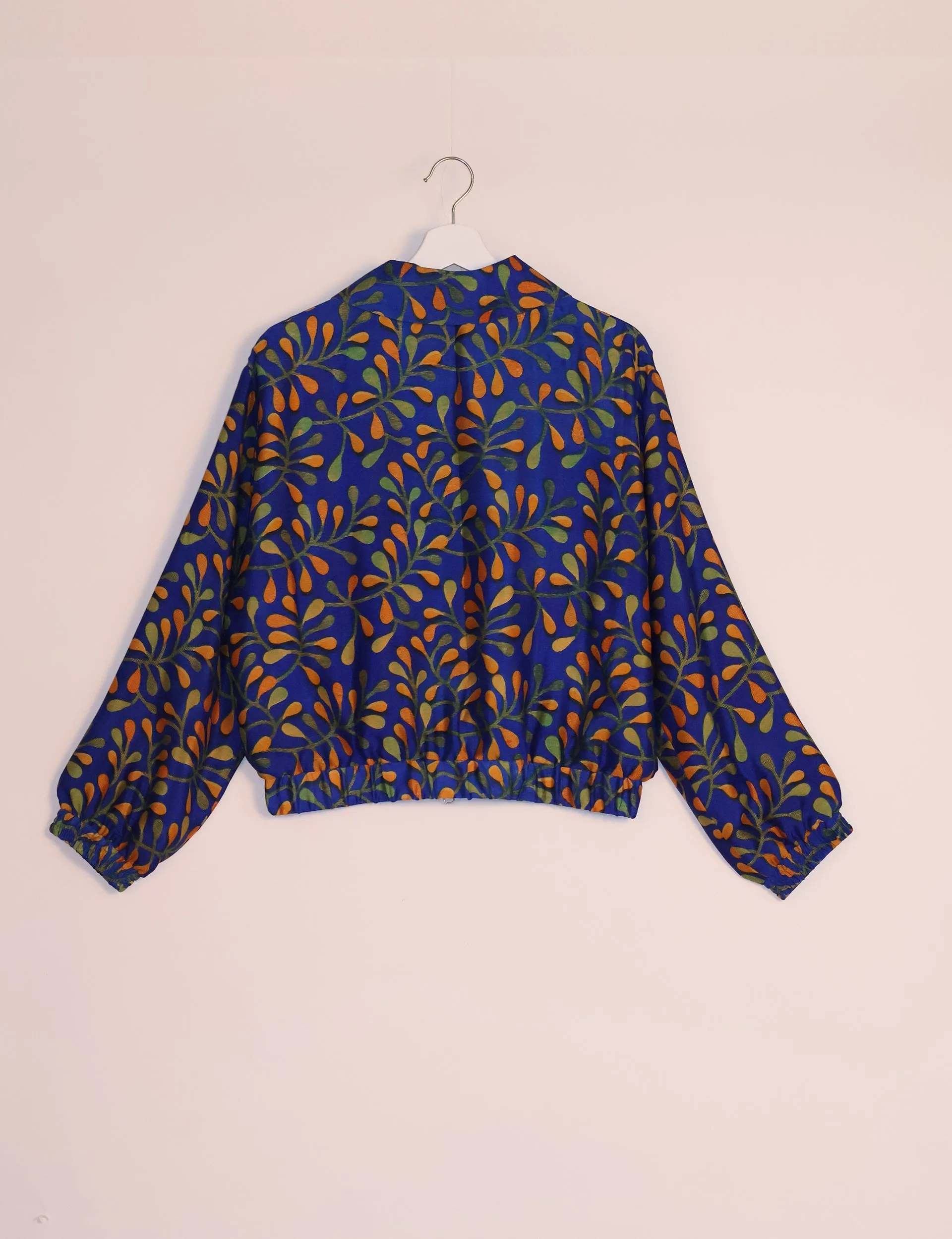 BOMBER JACKET