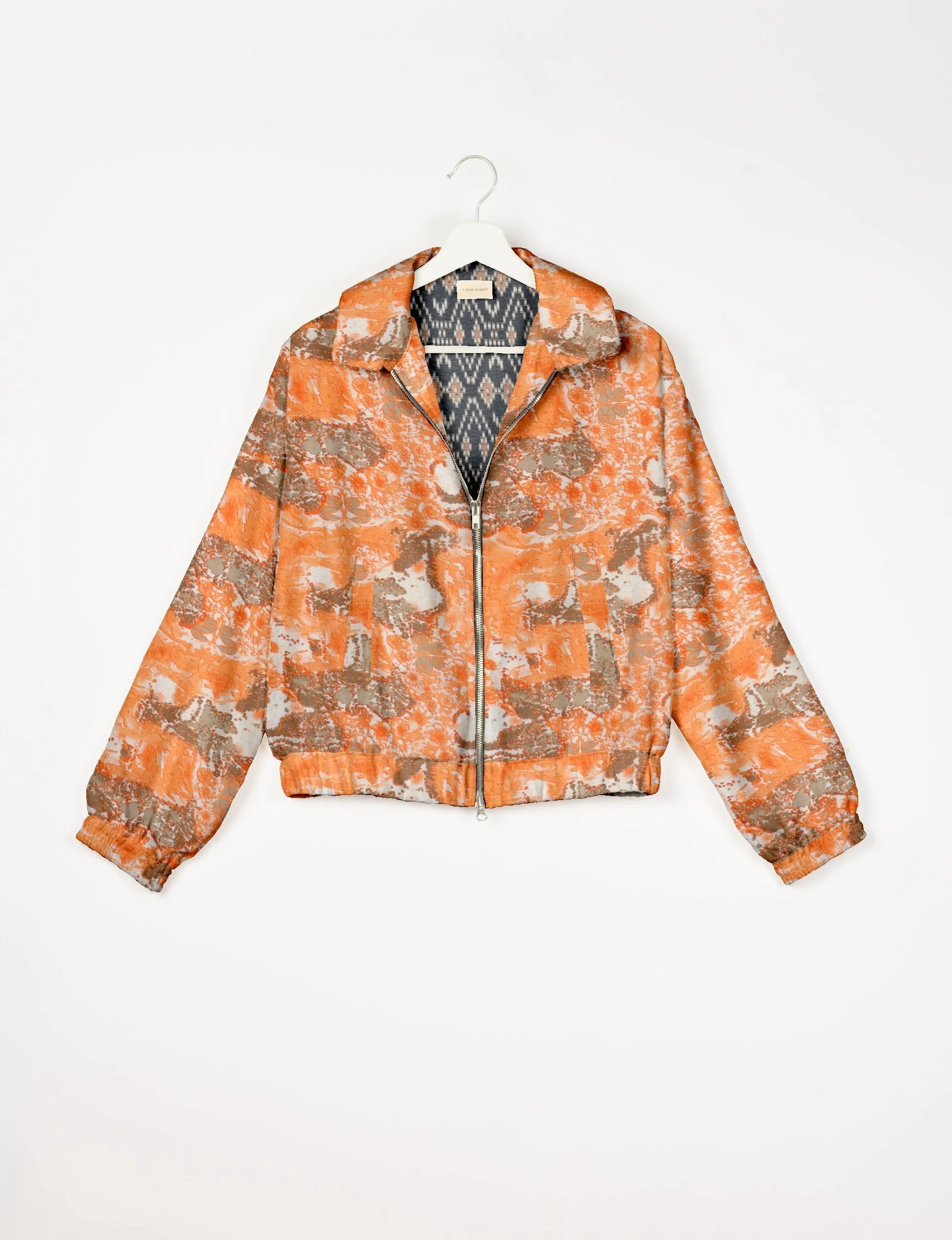 BOMBER JACKET