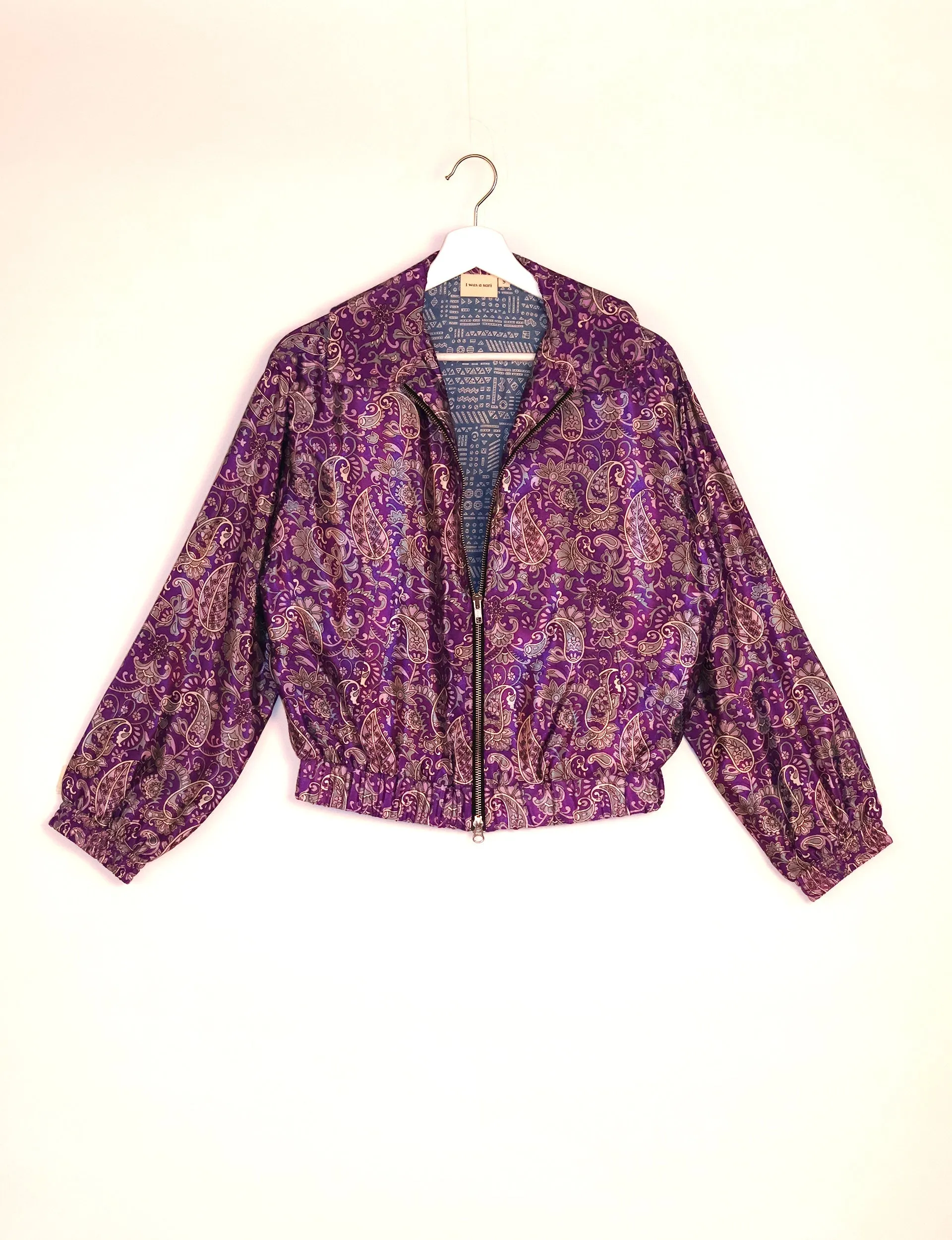 BOMBER JACKET