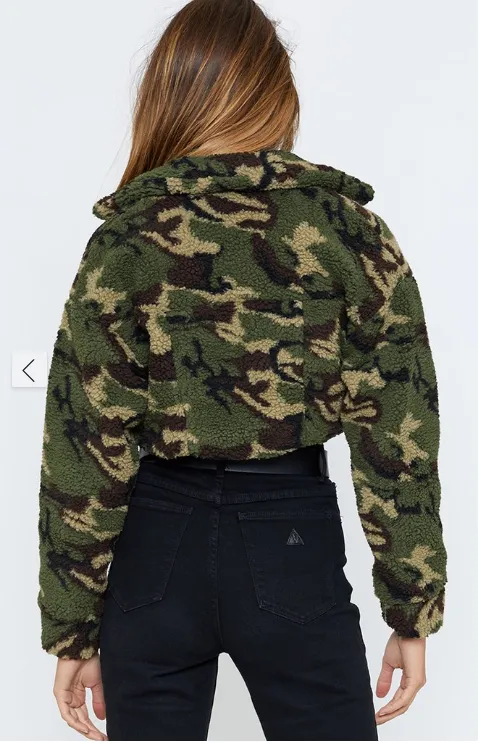 Camouflage Printed Lapel Short Long-sleeved Plush Coat