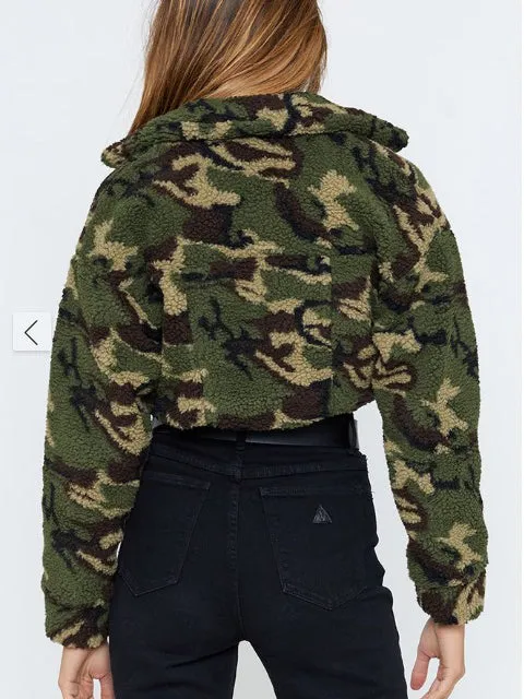 Camouflage Printed Lapel Short Long-sleeved Plush Coat