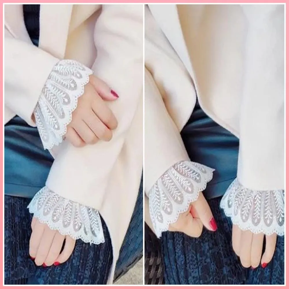 Lace Wrist Cuff