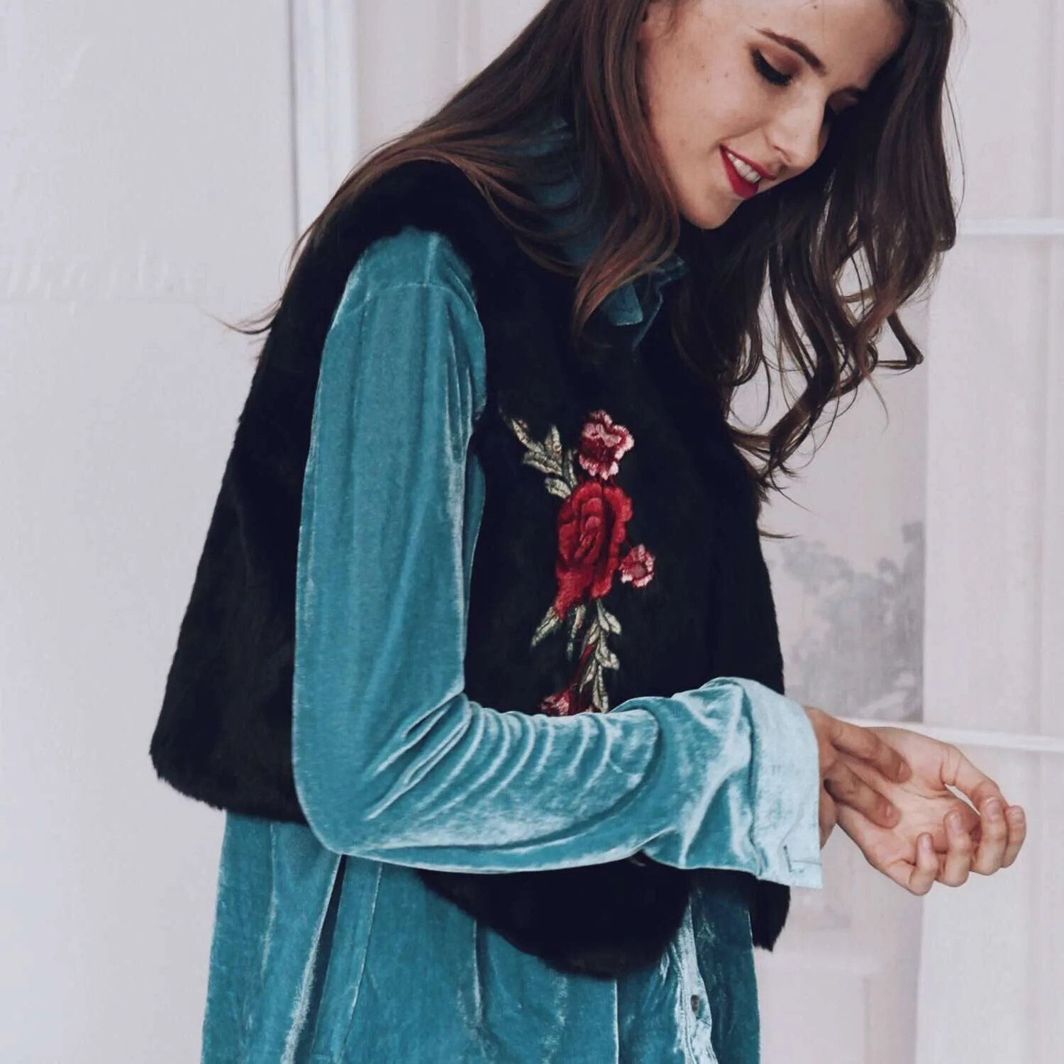 New Vest Jacket Women's Printed Embroidery Short Woolen Coat Vest
