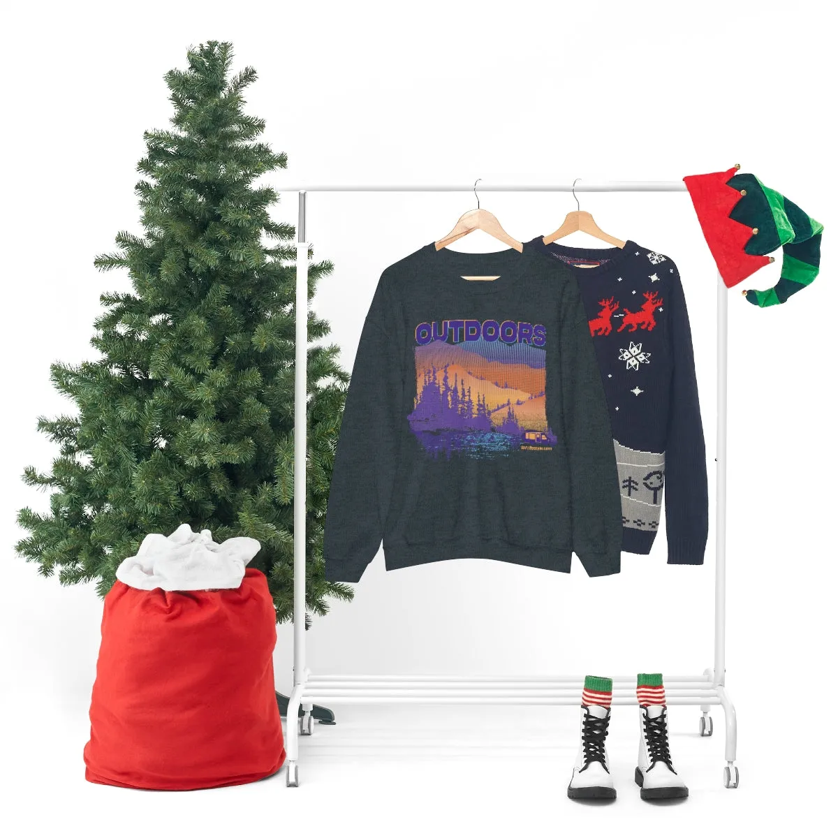 Outdoors Unisex Heavy Blend™ Crewneck Sweatshirt - Black, Forest Green, Dark Heather, Navy