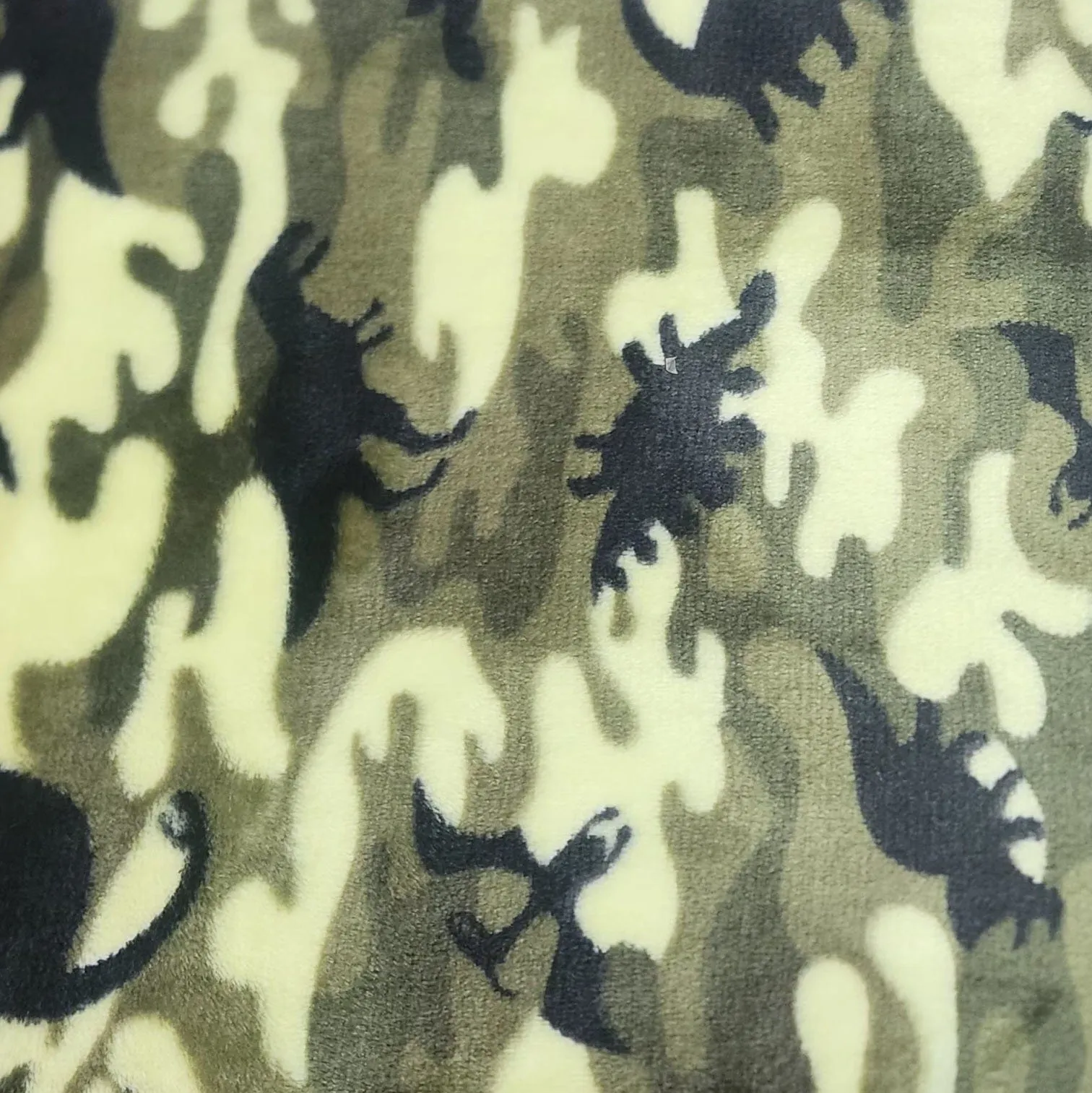 Printed Mongolian Fleece Fabric 150 cm Dsn 6