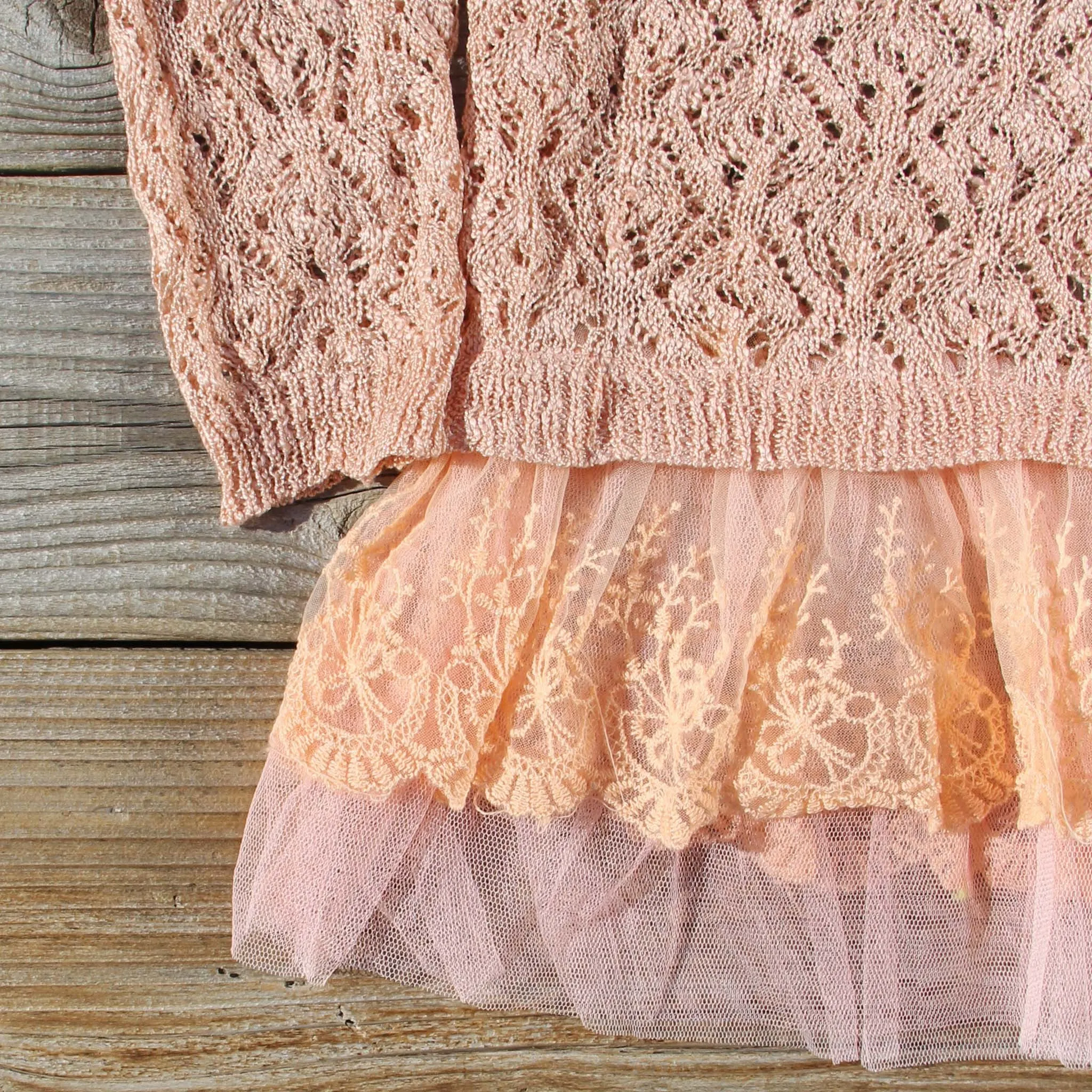 Timber Line Top in Pink