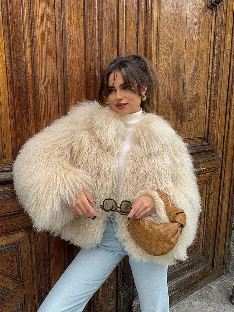 Winter Fashion Solid Fluffy Fur Coat Women High Street Luxury Lapel Collar Faux Fur Jacket Female Casual Overcoats